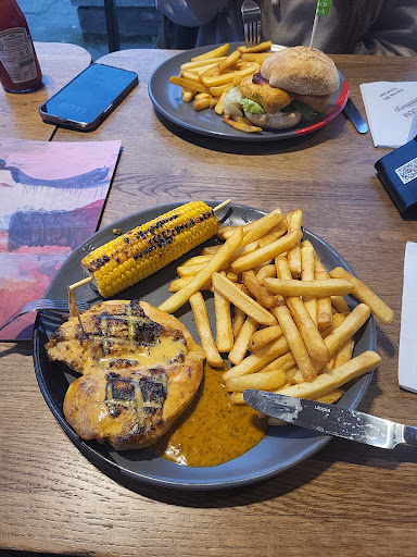 Photo of Nando's Kettering - Unit B2, KETTERING RETAIL PARK, Carina Rd, Kettering NN15 6YA